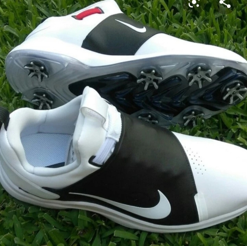 Nike Golf Premier